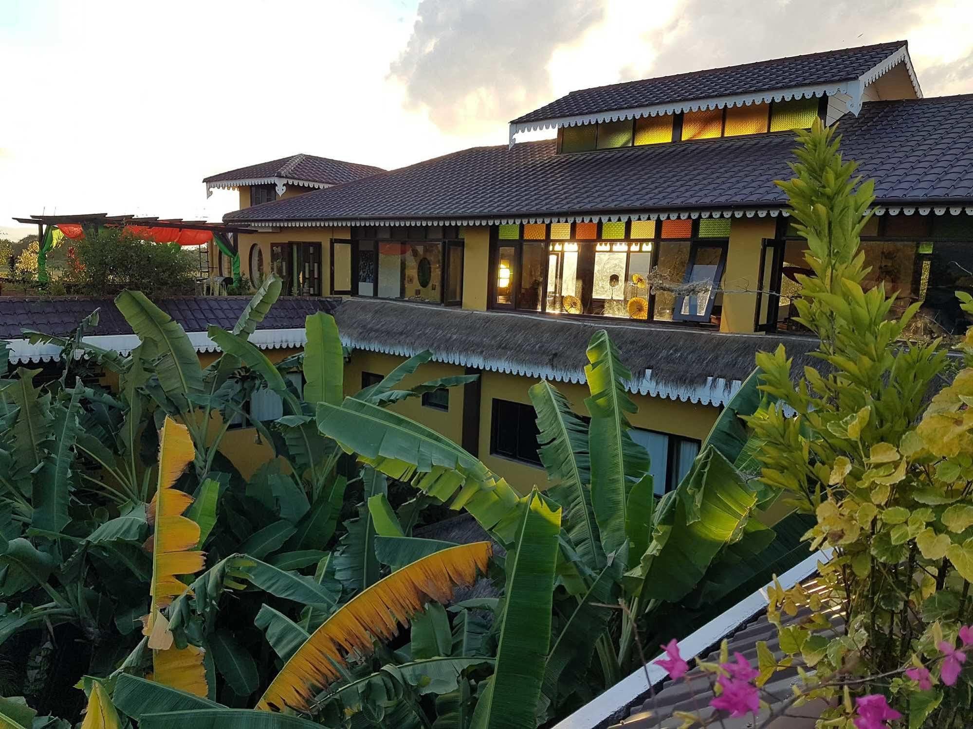 Thanakha Inle Hotel Nyaung Shwe Eksteriør bilde